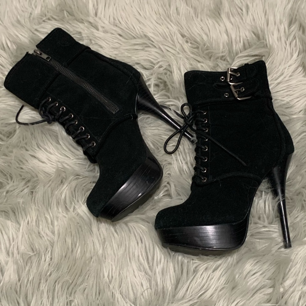Suede platform boots
